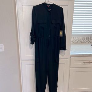 BNWT | Vince camuto jumpsuit|